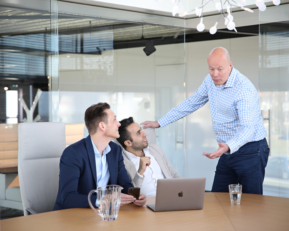 fotografie - Suus' FotoSjop - Oldenzaal - Enschede Hengelo - Twente - De Lutte - Denekamp - Borne - Losser - Almelo - Studio - Locatie - Portret - Zakelijk - Spontaan - Solliciteren - CV - LinkedIn - Profielfoto - VOG