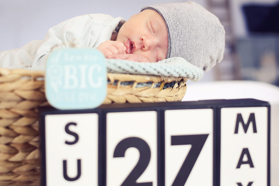 fotografie - Suus' FotoSjop - Oldenzaal - Enschede Hengelo - Twente - De Lutte - Denekamp - Borne - Losser - Almelo - Studio - Locatie - Portret - Spontaan - Newborn - Baby - Pasgeboren - Meisje - Jongen - Lifestyle - Fotograaf - Thuis - Lief zacht