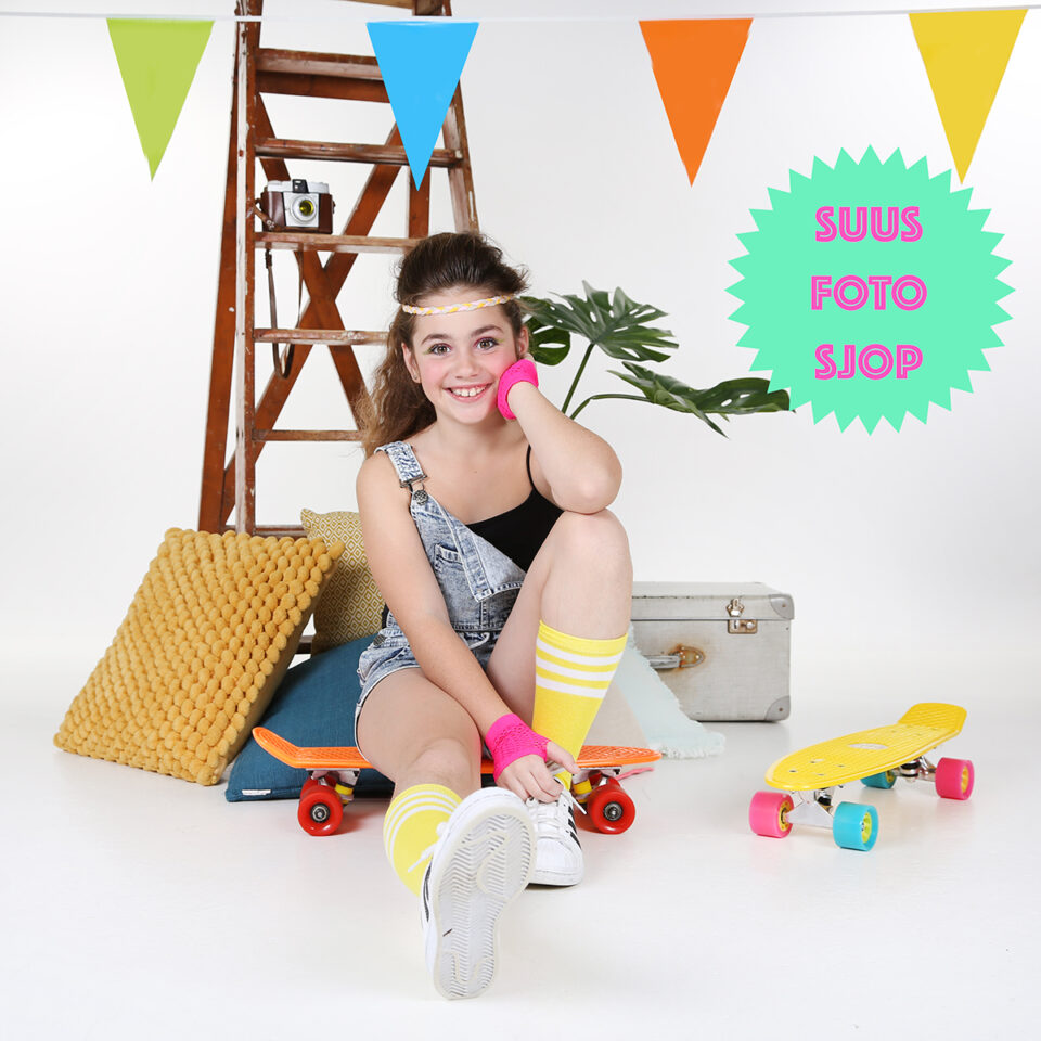 Fotografie - Suus' FotoSjop - Oldenzaal - Enschede Hengelo - Twente - De Lutte - Denekamp - Borne - Losser - Almelo - Studio - Locatie - Portret - Spontaan - Kinderfeest - Meisjes - Jongens - Foto's - Lijst - Shakes Cakes