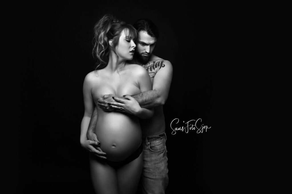 Fotografie - Suus' FotoSjop - Oldenzaal - Hengelo - Enschede - Lutte - Denekamp - Almelo - Fotograaf - Zwanger - Newborn - Studio - Locatie - Gezin - Familie - Pregnancy