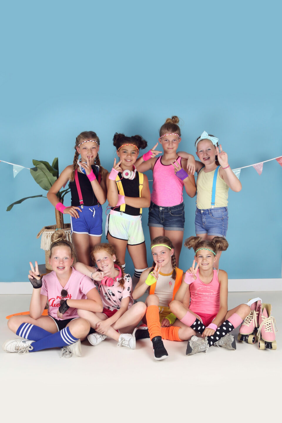 Fotografie - Suus' FotoSjop - Oldenzaal - Enschede Hengelo - Twente - De Lutte - Denekamp - Borne - Losser - Almelo - Studio - Locatie - Portret - Spontaan - Kinderfeest - Meisjes - Jongens - Foto's - Lijst - Shakes Cakes