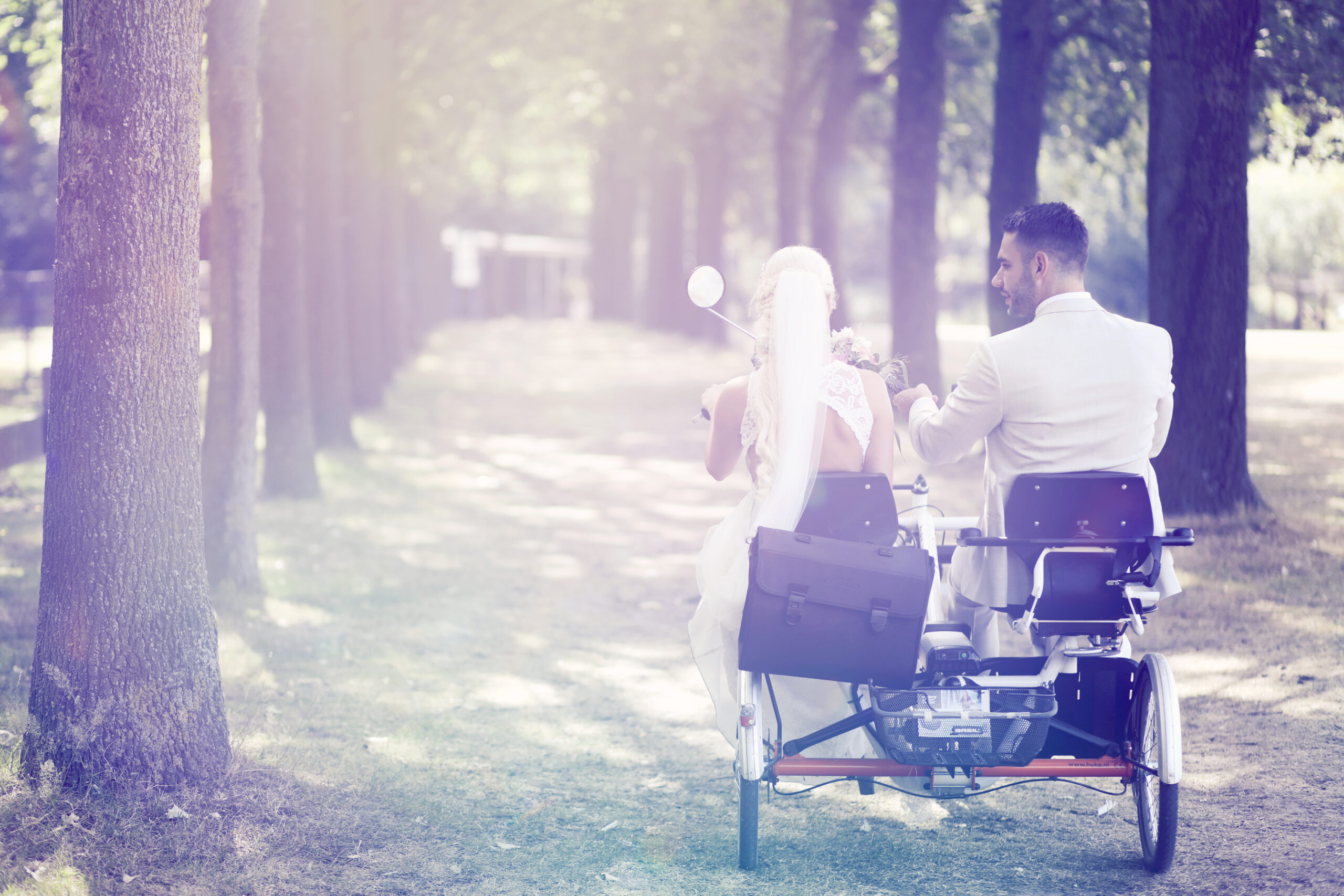 Fotografie - Suus' FotoSjop - Oldenzaal - Enschede Hengelo - Twente - De Lutte - Denekamp - Borne - Losser - Almelo - Studio - Locatie - Portret - Spontaan - Huwelijk - Bruid - Bruiloft - Liefde - Partner - Bruidegom - Trouwen - Wedding - Bruidsfotografie - Bruidsfotograaf - Huwelijkfotografie - Huwelijksfotograaf _ Weddingfotografie - Weddingfotograaf