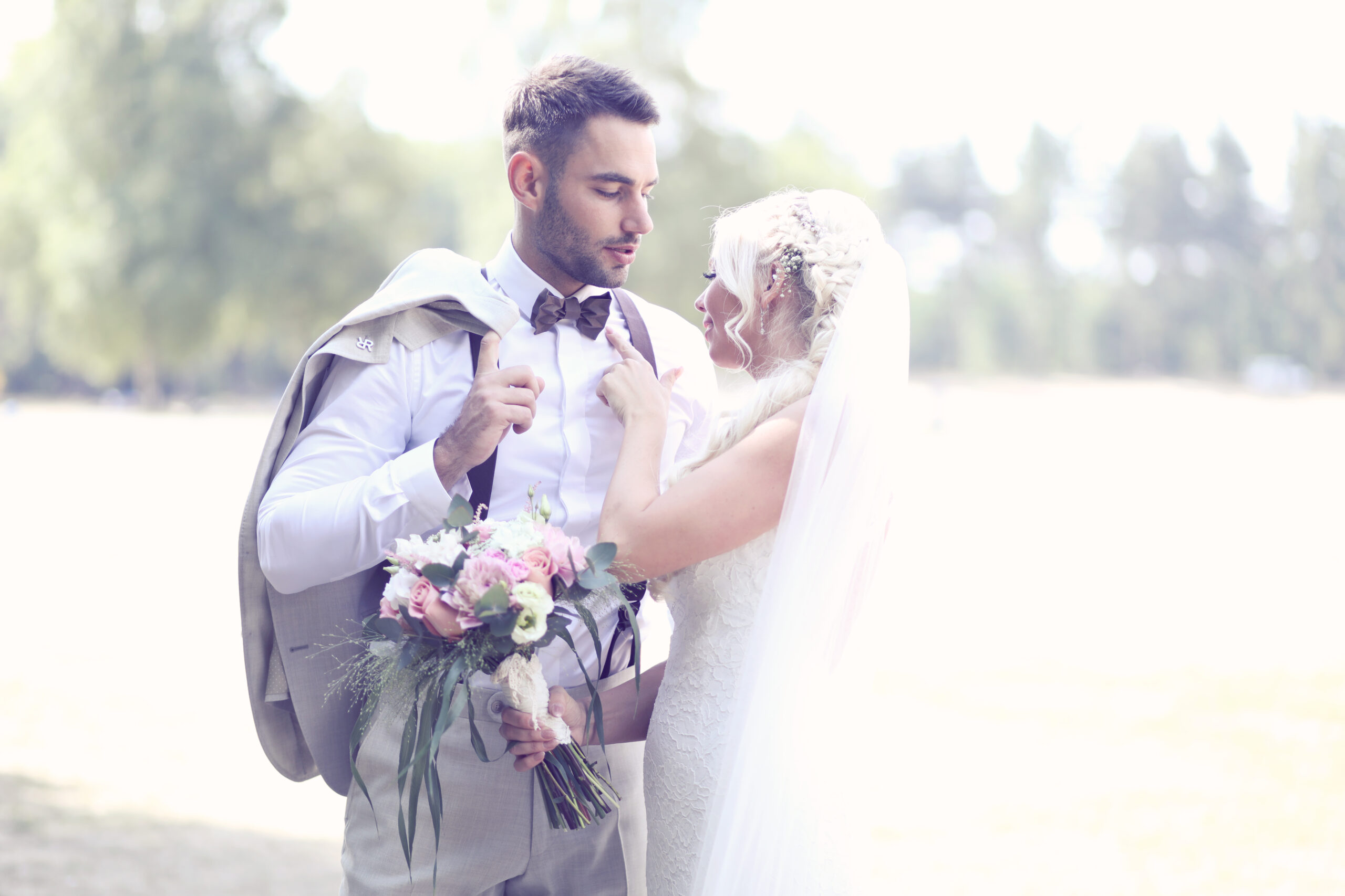 Fotografie - Suus' FotoSjop - Oldenzaal - Enschede Hengelo - Twente - De Lutte - Denekamp - Borne - Losser - Almelo - Studio - Locatie - Portret - Spontaan - Huwelijk - Bruid - Bruiloft - Liefde - Partner - Bruidegom - Trouwen - Wedding - Bruidsfotografie - Bruidsfotograaf - Huwelijkfotografie - Huwelijksfotograaf _ Weddingfotografie - Weddingfotograaf