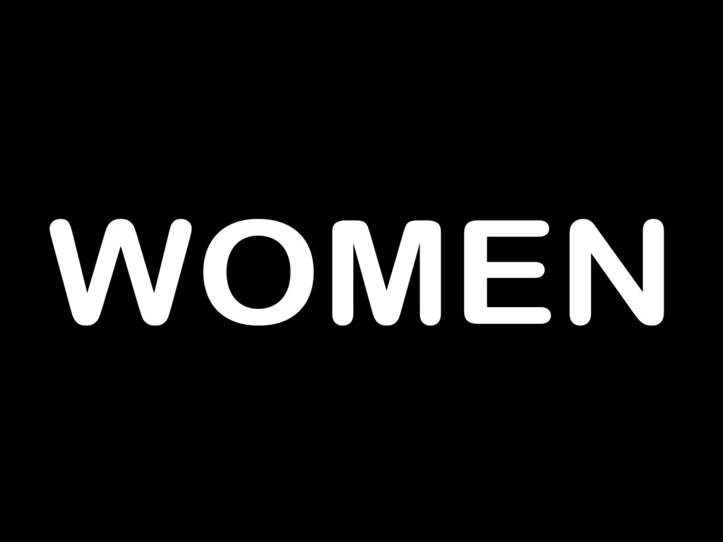 Zwarte tegel met het woord WOMEN voor de modellencasting