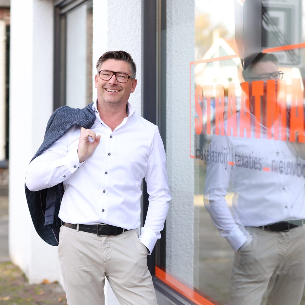 Fotografie - Suus' FotoSjop - Oldenzaal - Hengelo - Enschede - Lutte - Denekamp - Almelo - Fotograaf - Bedrijf - Sfeer - Overzicht - Details - Reportage - Bedrijfsreportage - Profielfoto - CV - LinkedIn - Profielfoto - Zakelijk - Teamfoto - Website - fotografie - business - portretfoto - portret- bedrijfsfoto's laten maken - profielfoto's laten maken - portretfoto's laten maken - business shoot - zakelijke shoot laten maken