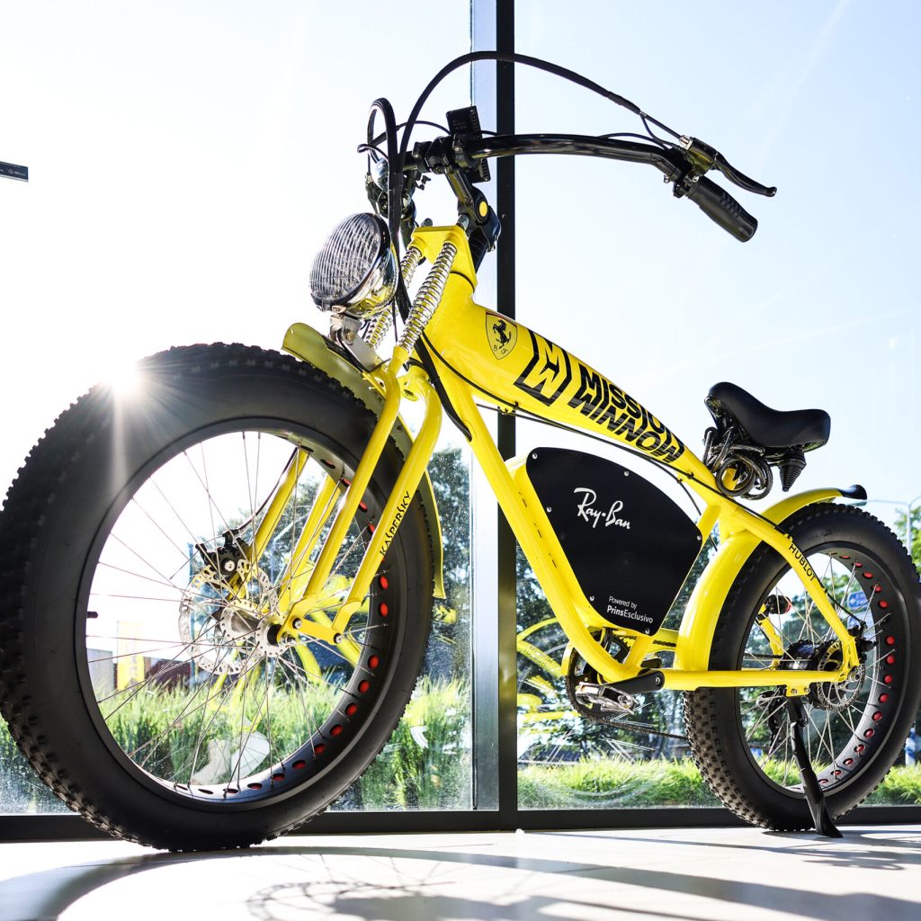 Suus in de media - Suus' FotoSjop - Product - Packshot - Productfotografie _productfoto - webshop - Krant - Publicatie - Oldenzaal - Hengelo - Fotograaf - Zakelijk - Prive - Enschede - Reclame - Internet Sites - Social media content